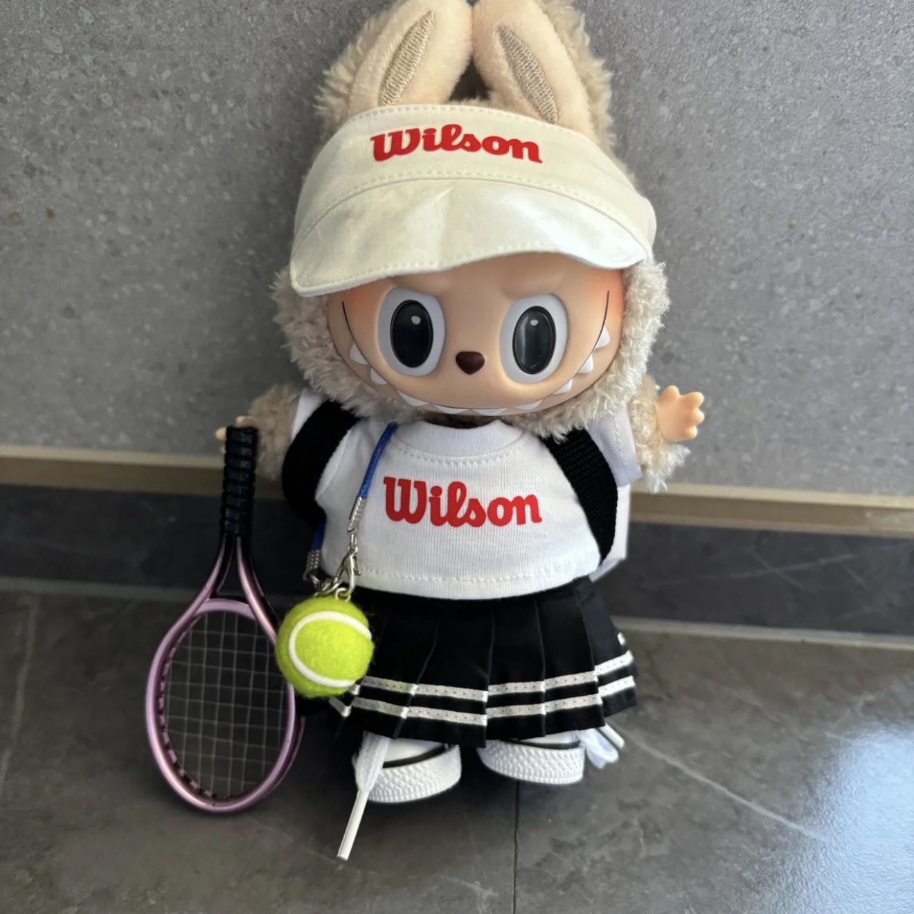 Labubu tennies hat outfit with bag