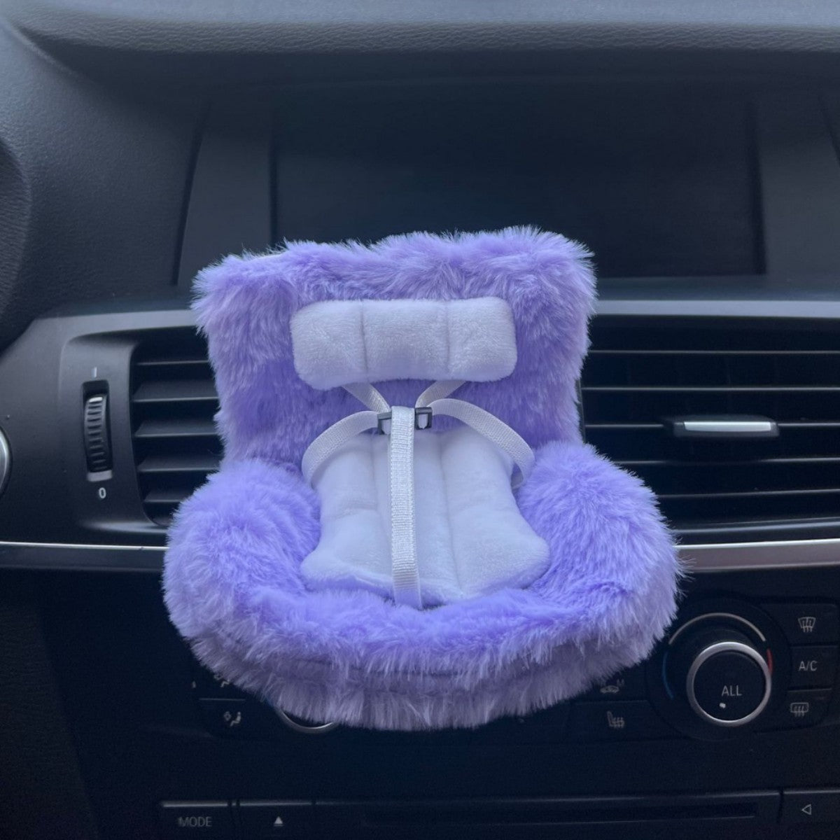 Car accessories LABUBU safety seats Car Air outlet Fragrance 1.0