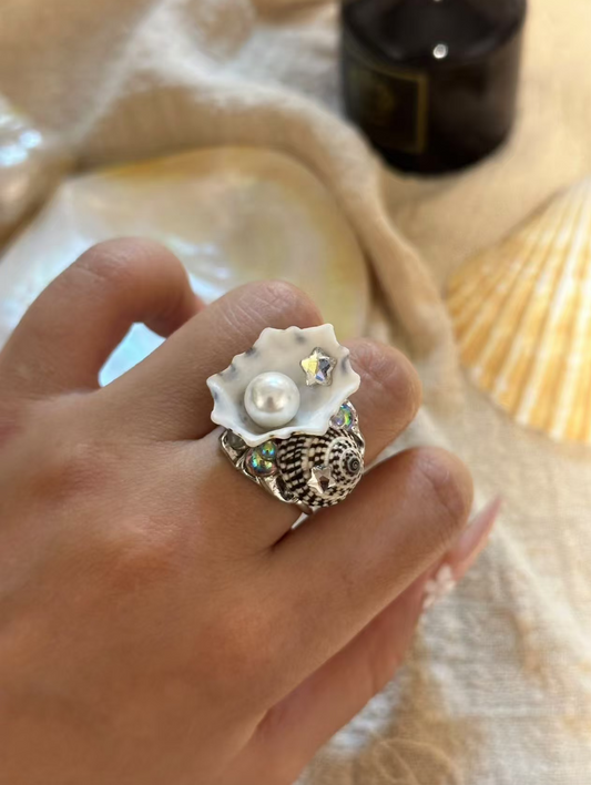 🐚Natural Seashell & Pearl Adjustable Ring – Handmade Coastal Statement Jewelry for Women and Couple ring