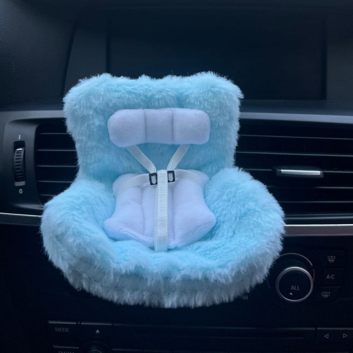 Car accessories LABUBU safety seats Car Air outlet Fragrance 1.0